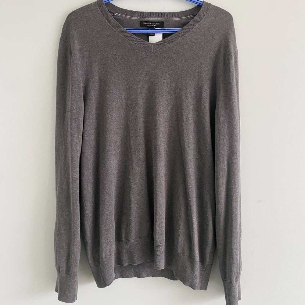 Grey Banana Republic V-Neck Sweater